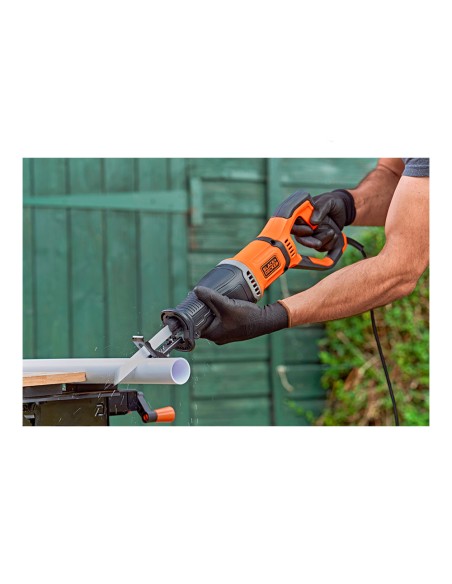 Sierra de sable 750w bes301-qs black+decker
