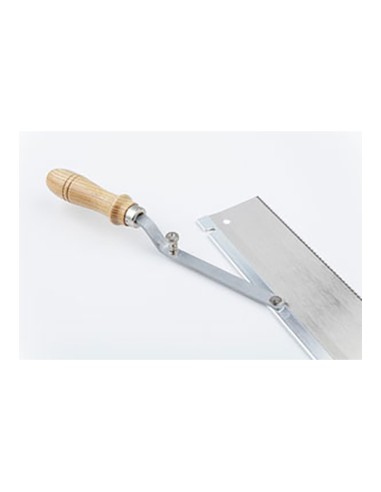 Sierra de mano con mango acodado y orientable...