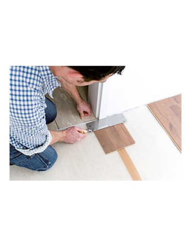 Sierra de mano con mango acodado y orientable...