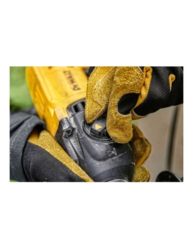 Martillo combinado 710w con maletin d25033k-qs...