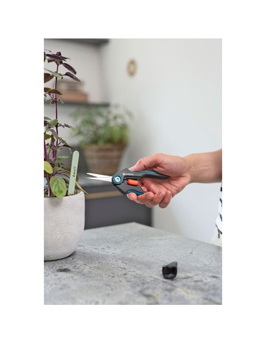 Tijera freshcut gardena