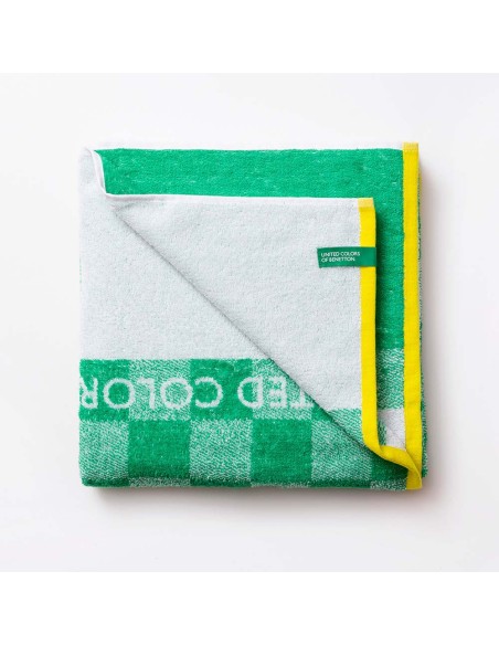 Toalla de playa 140x70cm cuadros verdes kids benetton