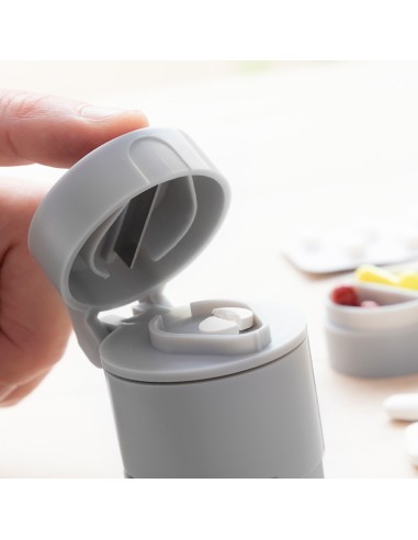 Pastillero con cortador y triturador 5 en 1...