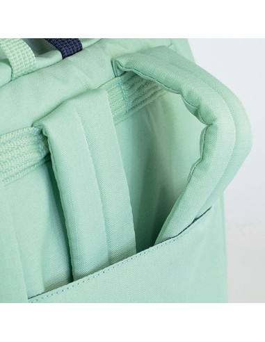 Mochila urbana con cierre superior enrollable...