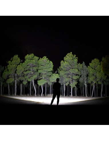Linterna led de largo alcance 18000 lm