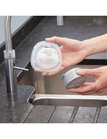 Kit: atornillador hexdriver 3,6v + aspirador de mano 3,6v bcknvcrta01-qw black & decker