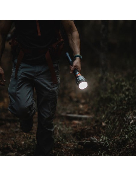 Linterna davinci 18000. recargable. bateria 26650 8 v