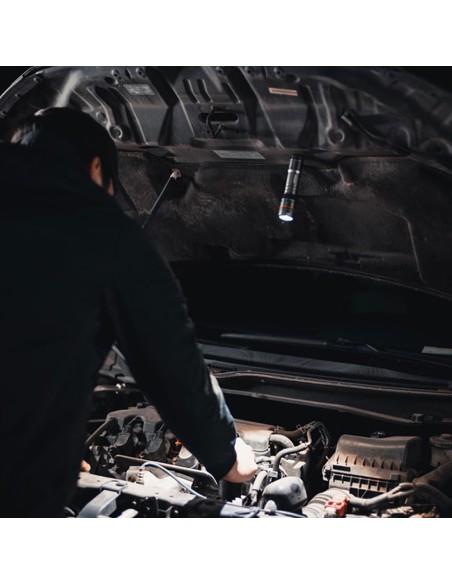 Linterna newton™ 500. táctica