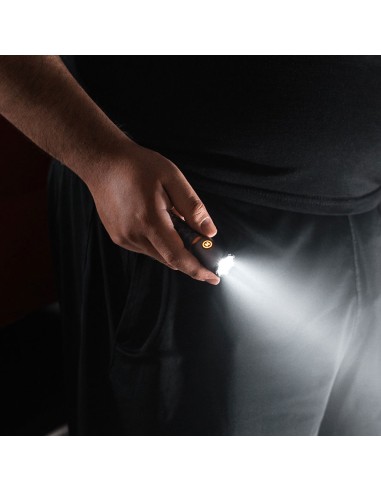 Linterna torchy 2k. compacta recargable por la...