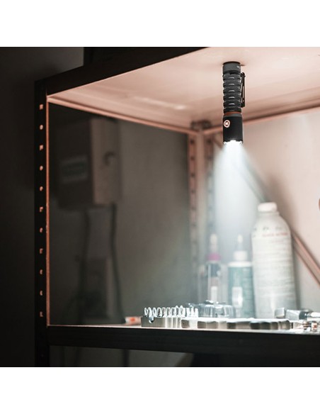 Linterna torchy 2k. compacta recargable por la compra de 6 unidades un expositor de regalo