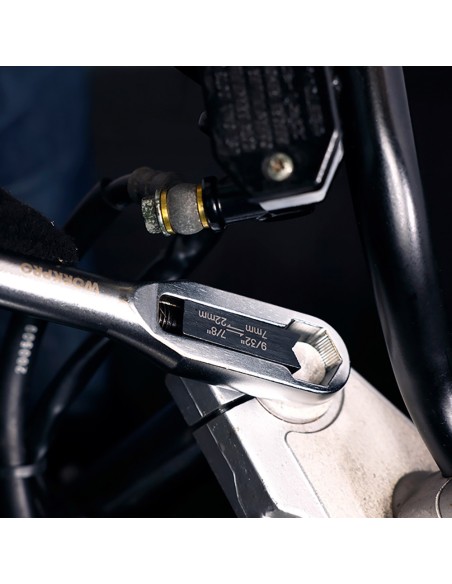 Llave ajustable universal 7 - 22 mm, métrica y sae