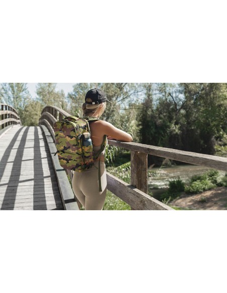 Mochila de 20 l explorer backpack b40 40 x 25 x 20 cm. estampado camuflaje