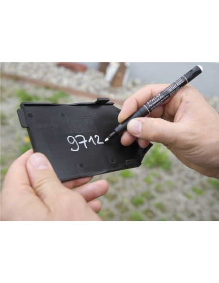 Marcador permanente tipo bala media blanco