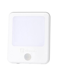 Piloto de noche con sensor de movimiento y enchufe