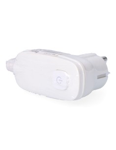 Clavija con t/t (schuko) + interruptor luminoso 16 a 250 v, blanca, 95 x 40 x 70 mm (retractilado) 2