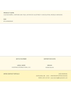 Caja navideña, contiene una taza, un par de calcetines y chocolatina, modelo variados 2