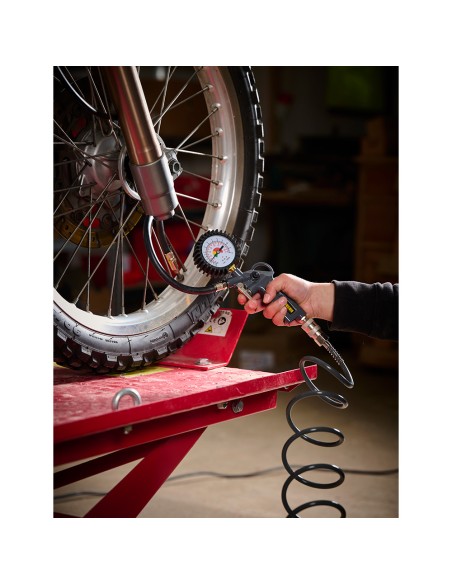 Pistola de inflado con manómetro 0-12 bar