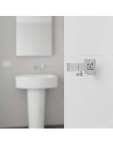 Válvula escuadra modelo deco con mando...